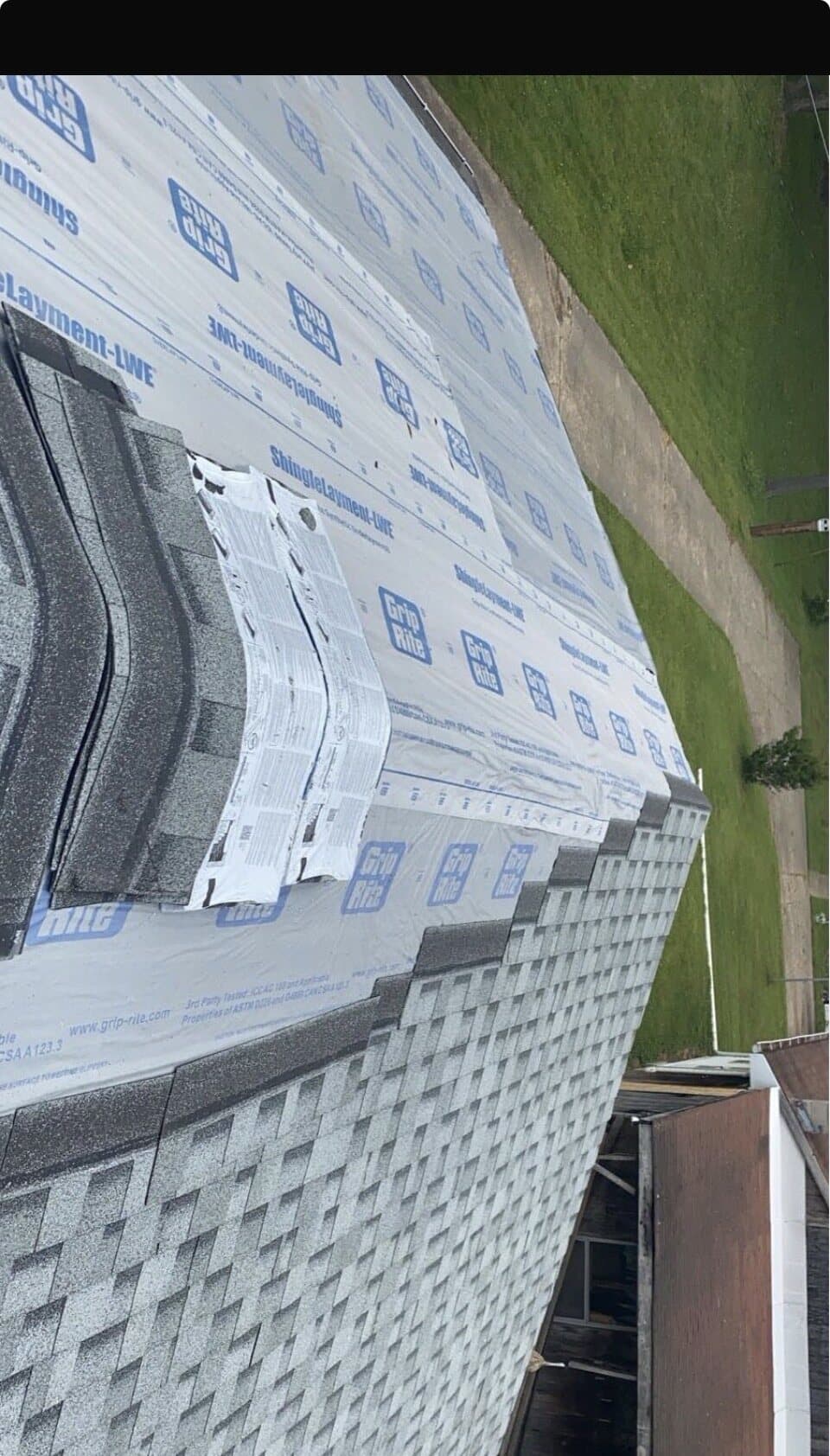 Roof Replacement shingle install photo